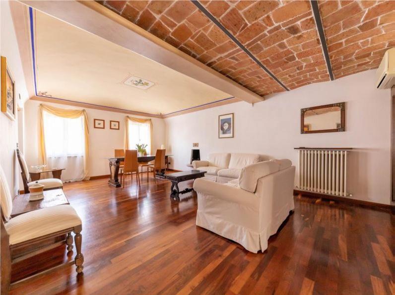 Royal Domus Perugia - Via Mazzini Apartment Exterior photo